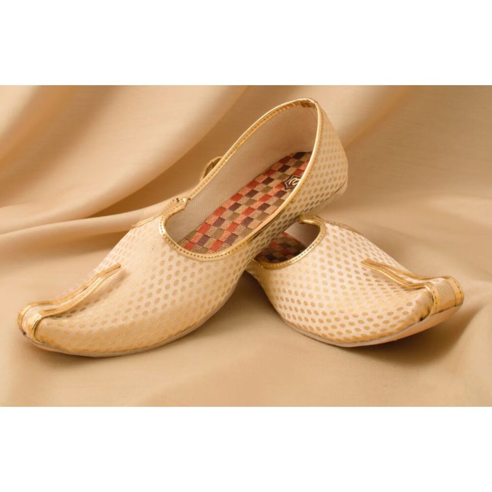 Manyavar Rich Gold Buta Patterned Juti Indian Shoes Sz 09 no 25.3 cm